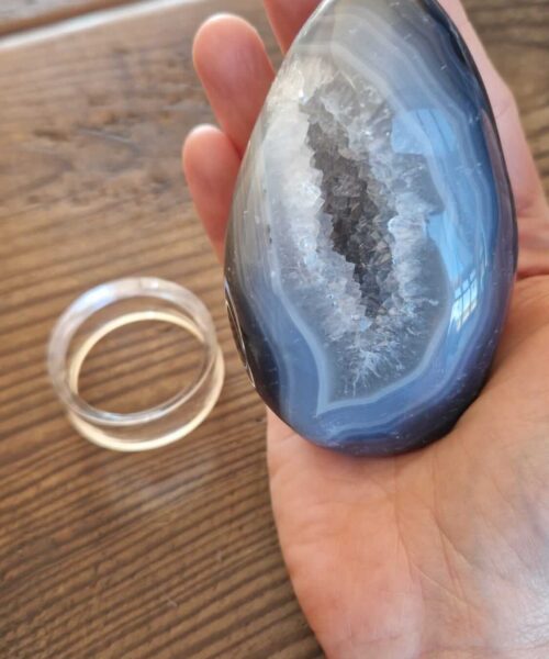 Large Premium Egg 8 High Grade Agate Crystal Geode Aura Egg on Stand 316g - H9.5xW5.5xD5.5cm - Image 5