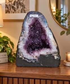 Amethyst Crystal Geode 946 Premium Queen Grade 11.65kg H27xW23xD18cm