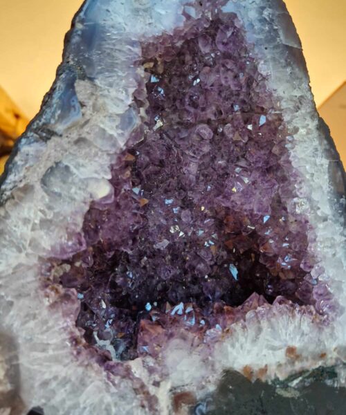 Amethyst Crystal Geode 946 Premium Queen Grade 11.65kg H27xW23xD18cm - Image 5