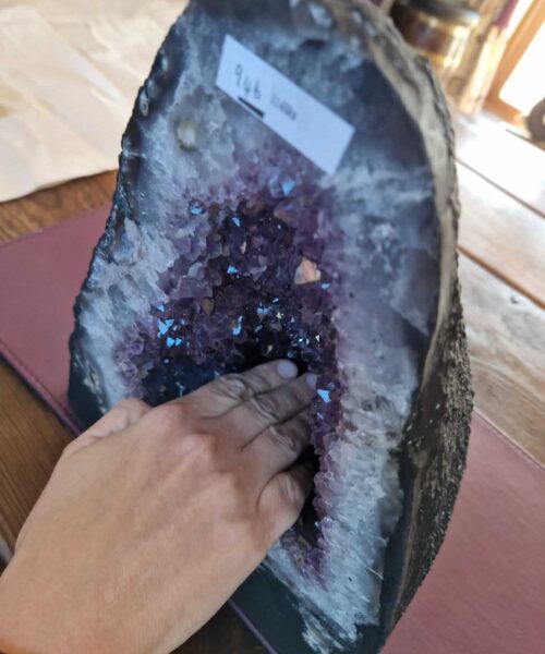 Amethyst Crystal Geode 946 Premium Queen Grade 11.65kg H27xW23xD18cm - Image 7