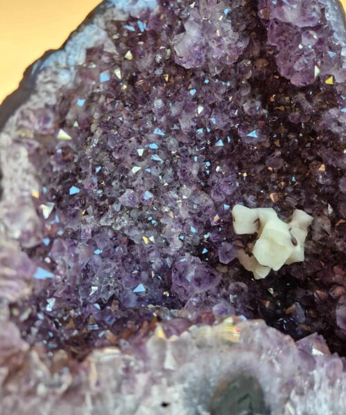 Amethyst Crystal Geode 947 Premium Queen Grade 12.35kg H35xW24xD18cm - Image 7