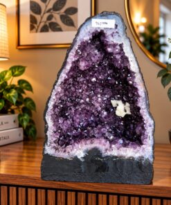Amethyst Crystal Geode 947 Premium Queen Grade 12.35kg H35xW24xD18cm