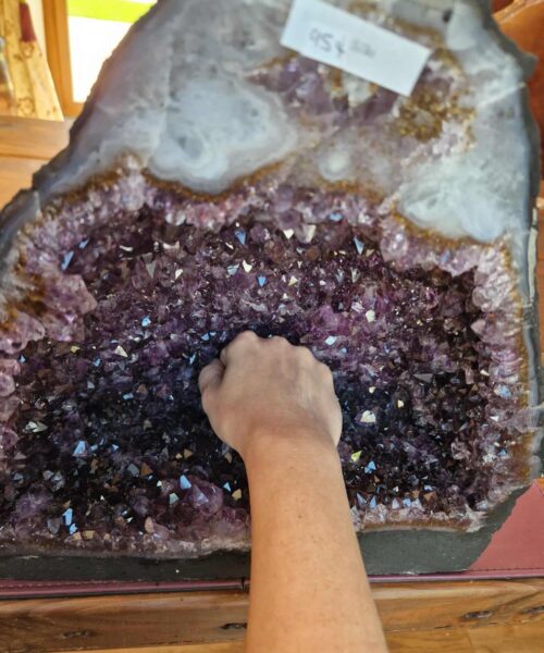 Amethyst Crystal Geode 954 Premium Queen Grade 15.73kg H33xW33xD22cm - Image 8