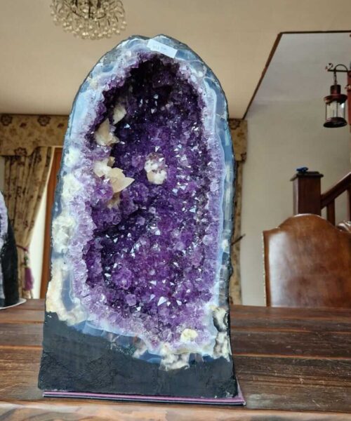 Tall Amethyst Crystal Geode 998 Premium Queen Grade 25.24kg H47xW25xD19cm - Image 7