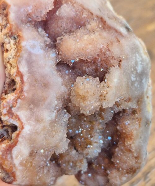 Pink Amethyst Freeform 5 Self Standing Healing Crystal Natural Crystal Gem 164g – H4xW7xD5cm - Image 10
