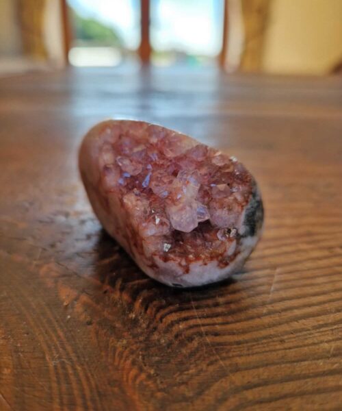 Pink Amethyst Freeform 6 Self Standing Healing Crystal Natural Crystal Gem 88g – H2.5xW5xD3.5cm - Image 4