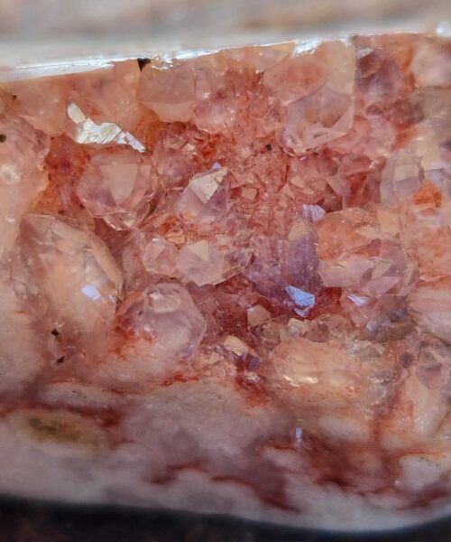 Pink Amethyst Freeform 6 Self Standing Healing Crystal Natural Crystal Gem 88g – H2.5xW5xD3.5cm - Image 8