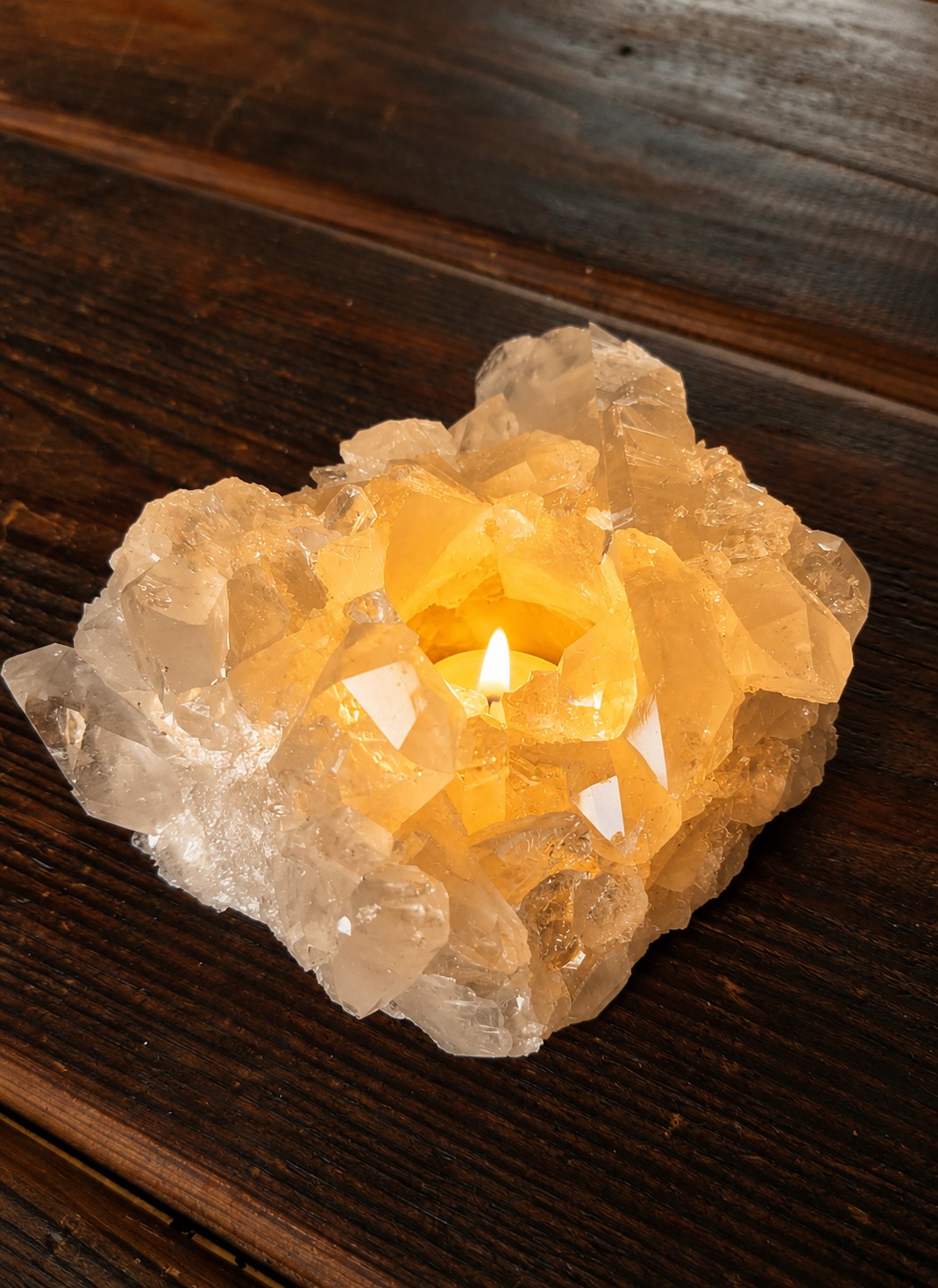 Large Premium Rock Crystal Quartz Candle Holder 16 Clear Crystal White Tealight Holders 1.295g H7xW15xD11.5cm