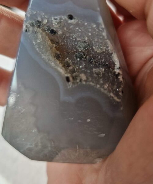 Premium Agate Conic Point 13 Tower Prism - 108g H7xW5xD3cm - Image 7