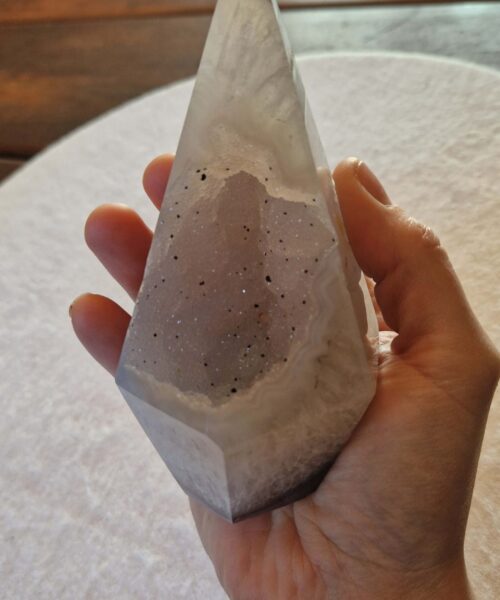 Premium Agate Conic Point 18 Tower Prism - 457g H13xW6.5xD8cm - Image 5