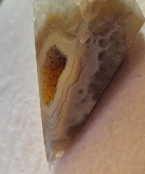 Premium Agate Conic Point 19 Tower Prism - 178g H8.5xW6xD4cm - Image 6