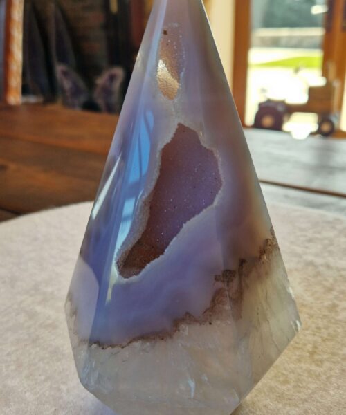 Premium Agate Conic Point 21 Tower Prism - 832g H15.5xW9xD7cm