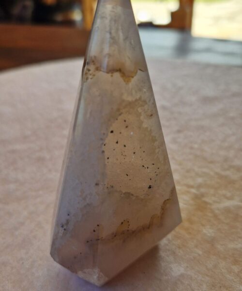 Premium Agate Conic Point 23 Tower Prism - 190g H9.5xW5.5xD3cm - Image 3