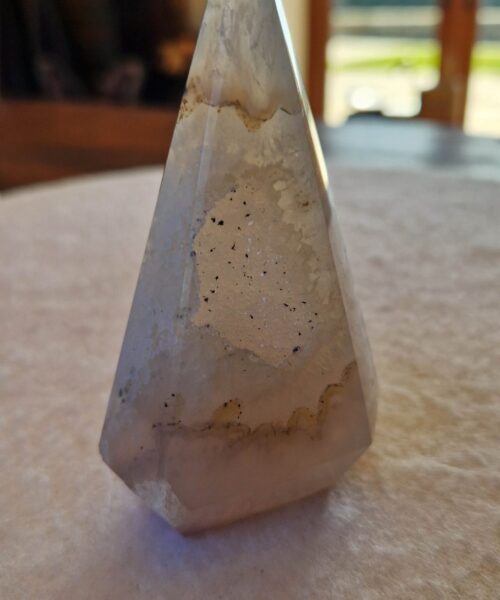 Premium Agate Conic Point 23 Tower Prism - 190g H9.5xW5.5xD3cm - Image 8