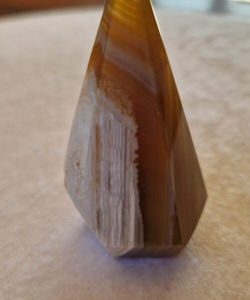 Premium Agate Conic Point 26 Tower Prism - 112g H7xW4.5xD4cm - Image 3