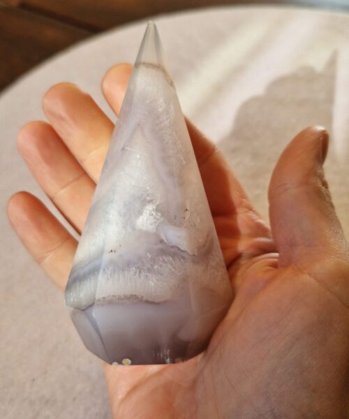 Premium Agate Conic Point 28 Tower Prism - 179g H10xW5.5xD4cm - Image 5