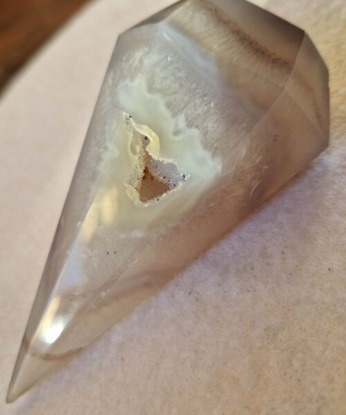 Premium Agate Conic Point 28 Tower Prism - 179g H10xW5.5xD4cm - Image 6