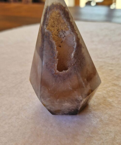 Premium Agate Conic Point 30 Tower Prism - 217g H8.5xW8.5xD4.5cm