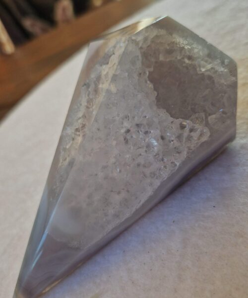 Premium Agate Conic Point 31 Tower Prism - 349g H12xW7xD5cm - Image 4