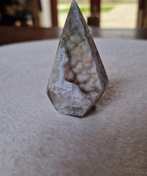 Premium Agate Conic Point 34 Tower Prism - 91g H6.5xW4.5xD3.5cm