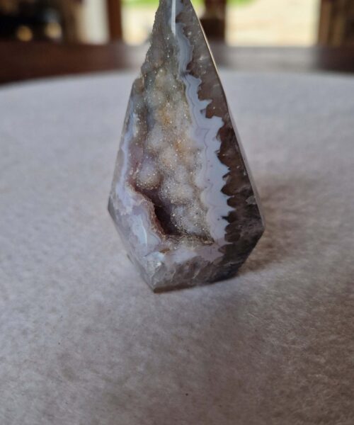 Premium Agate Conic Point 34 Tower Prism - 91g H6.5xW4.5xD3.5cm - Image 3