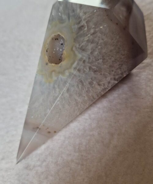 Premium Agate Conic Point 36 Tower Prism - 410g H11.5xW7.5xD6cm - Image 9