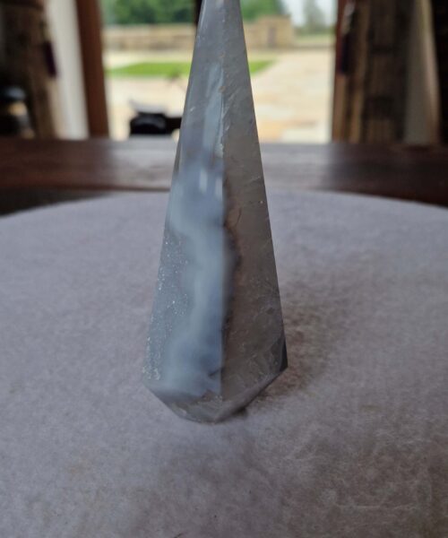 Alternative view of Premium Agate Conic Point 40 Tower Prism - 190g H12.5xW4xD4cm
