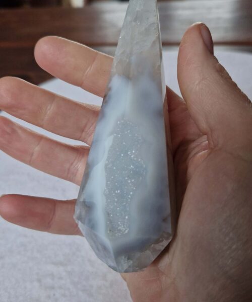 Premium Agate Conic Point 40 Tower Prism - 190g H12.5xW4xD4cm - Image 4
