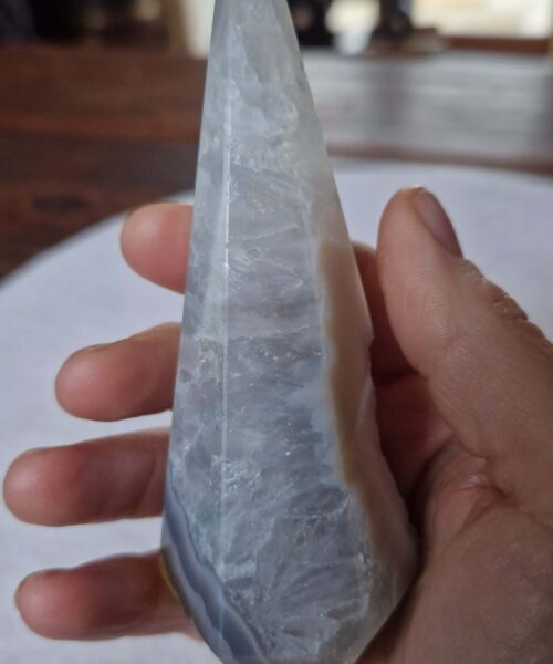 Premium Agate Conic Point 40 Tower Prism - 190g H12.5xW4xD4cm - Image 8