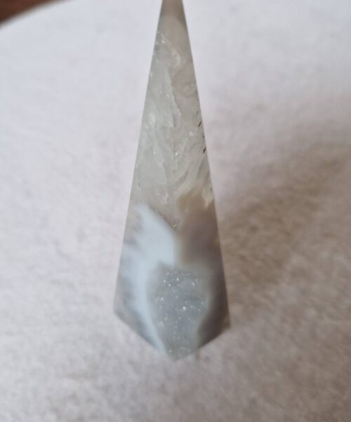 Premium Agate Conic Point 40 Tower Prism - 190g H12.5xW4xD4cm - Image 9