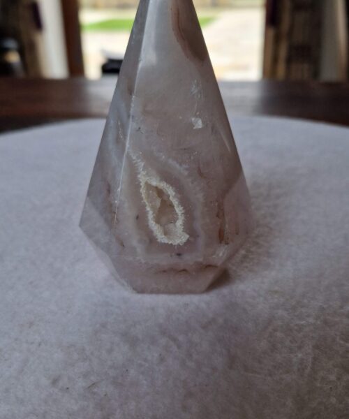 Premium Agate Conic Point 41 Tower Prism - 352g H11xW6.5xD5.5cm