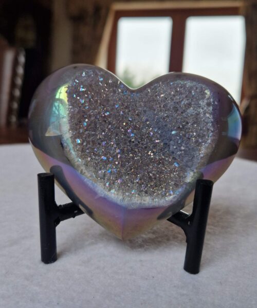 Agate Angel Aura Heart on Stand 29, Aura, Titanium, Cluster, Crystal, Gemstone 338g – H7.5xW9xD5cm - Image 9