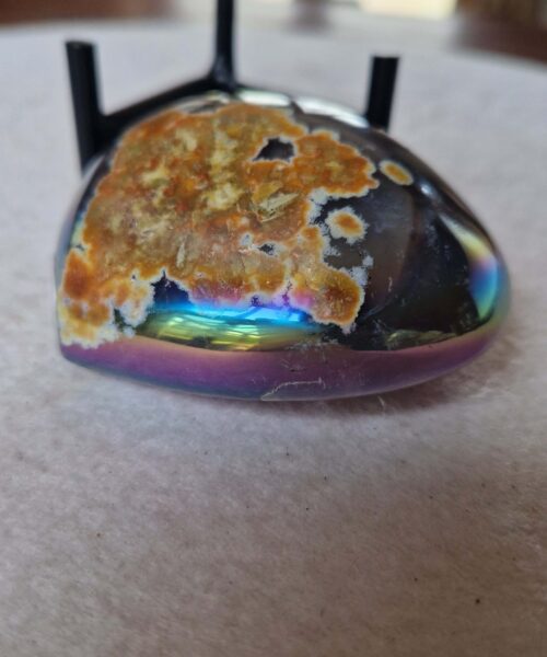 Agate Angel Aura Heart on Stand 30, Aura, Titanium, Cluster, Crystal, Gemstone 315g – H7.5xW8xD5cm - Image 8