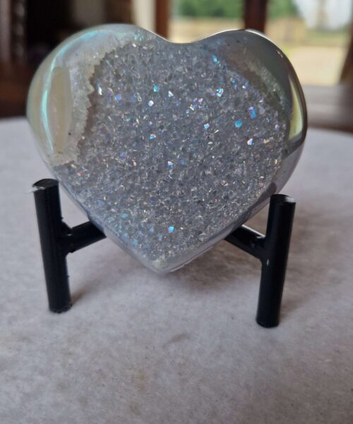 Agate Angel Aura Heart on Stand 31, Aura, Titanium, Cluster, Crystal, Gemstone 303g – H6.5xW7.5xD5cm