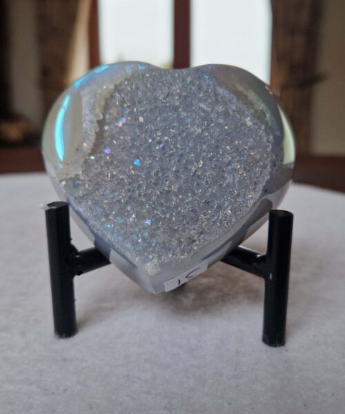 Agate Angel Aura Heart on Stand 31, Aura, Titanium, Cluster, Crystal, Gemstone 303g – H6.5xW7.5xD5cm - Image 8