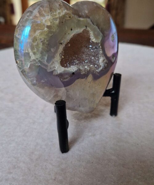 Agate Angel Aura Heart on Stand 33, Aura, Titanium, Cluster, Crystal, Gemstone 410g – H8.5xW9xD5cm - Image 3