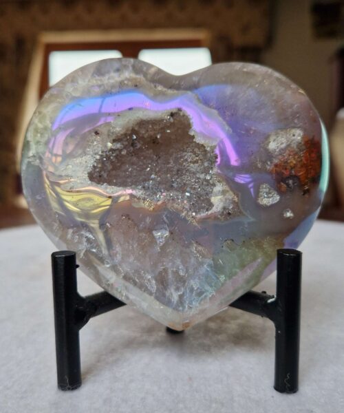 Agate Angel Aura Heart on Stand 33, Aura, Titanium, Cluster, Crystal, Gemstone 410g – H8.5xW9xD5cm - Image 9