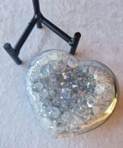 Alternative view of Agate Angel Aura Heart on Stand 35, Aura, Titanium, Cluster, Crystal, Gemstone 421g – H8xW9xD5cm