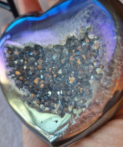 Agate Angel Aura Heart on Stand 36, Aura, Titanium, Cluster, Crystal, Gemstone 416g – H9.5xW9.5xD5cm - Image 7