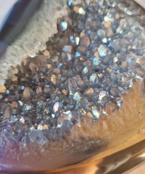 Agate Angel Aura Heart on Stand 36, Aura, Titanium, Cluster, Crystal, Gemstone 416g – H9.5xW9.5xD5cm - Image 8