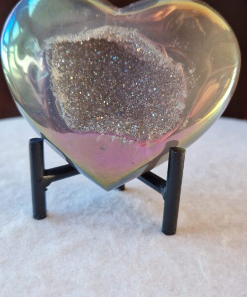 Agate Angel Aura Heart on Stand 39, Aura, Titanium, Cluster, Crystal, Gemstone 496g – H9.5xW10xD5cm