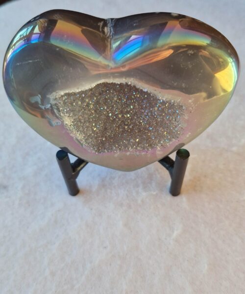 Agate Angel Aura Heart on Stand 39, Aura, Titanium, Cluster, Crystal, Gemstone 496g – H9.5xW10xD5cm - Image 9