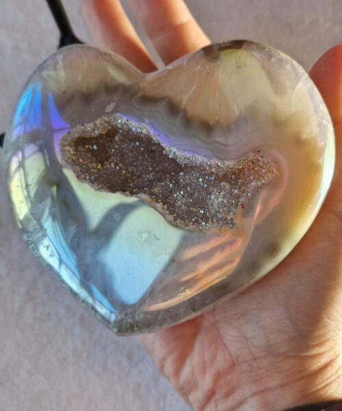 Agate Angel Aura Heart on Stand 41, Aura, Titanium, Cluster, Crystal, Gemstone 801g – H9.5xW11.5xD6cm - Image 8