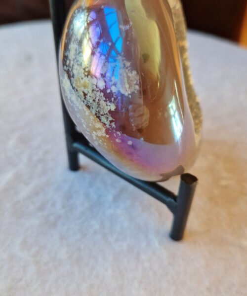 Agate Angel Aura Heart on Stand 43, Aura, Titanium, Cluster, Crystal, Gemstone 637g – H9.5xW10xD6cm - Image 6