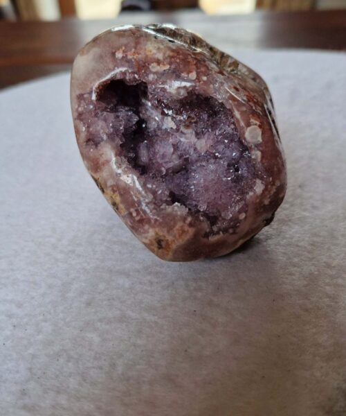 Alternative view of Pink Amethyst Freeform 16 Self Standing Healing Crystal Natural Crystal Gem 465g – H6.5xW9.5xD7cm