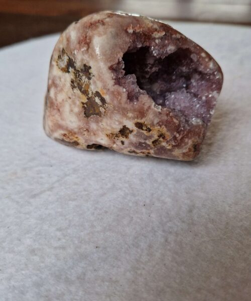 Pink Amethyst Freeform 16 Self Standing Healing Crystal Natural Crystal Gem 465g – H6.5xW9.5xD7cm - Image 3