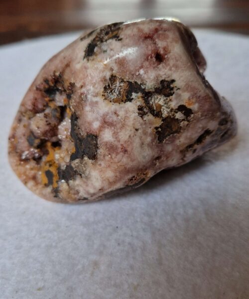 Pink Amethyst Freeform 16 Self Standing Healing Crystal Natural Crystal Gem 465g – H6.5xW9.5xD7cm - Image 4