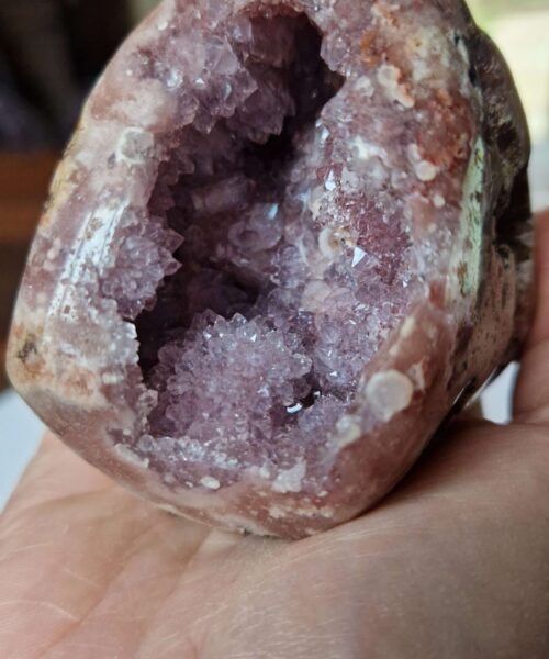 Pink Amethyst Freeform 16 Self Standing Healing Crystal Natural Crystal Gem 465g – H6.5xW9.5xD7cm - Image 9