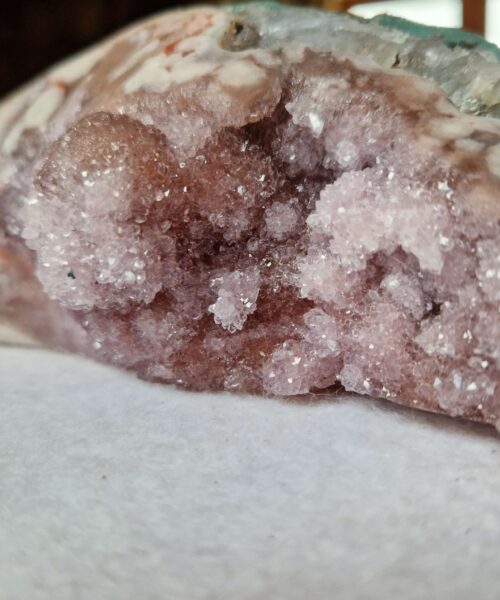 Pink Amethyst Freeform 17 Self Standing Healing Crystal Natural Crystal Gem 776g – H6xW17.5xD7cm - Image 8