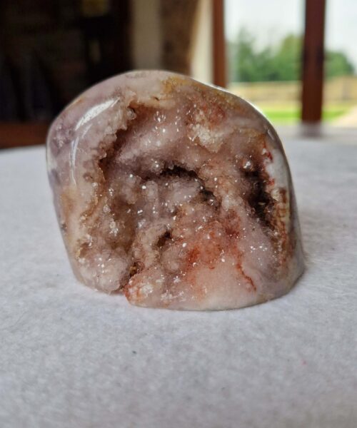 Pink Amethyst Freeform 18 Self Standing Healing Crystal Natural Crystal Gem 349g – H5xW7xD6.5cm